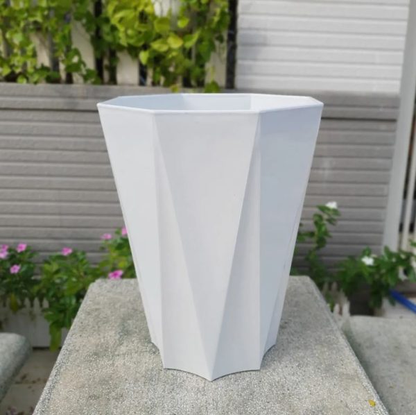 chậu nhựa kim cương